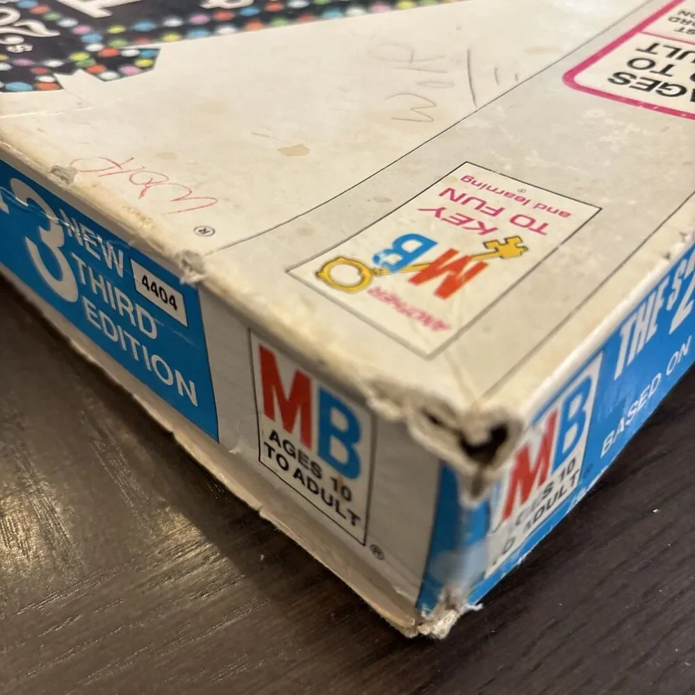 Vintage THE 10,000 Pyramid Game Family Board Game Milton Bradley 1974 No.4404